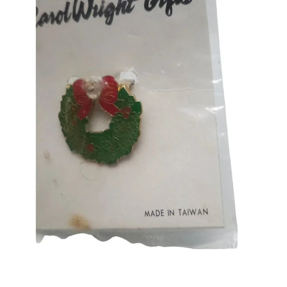Carol Wright Gifts Christmas Wreath Rhinestone Enamel Brooch Pin Gold Tone VTG - Picture 3 of 4